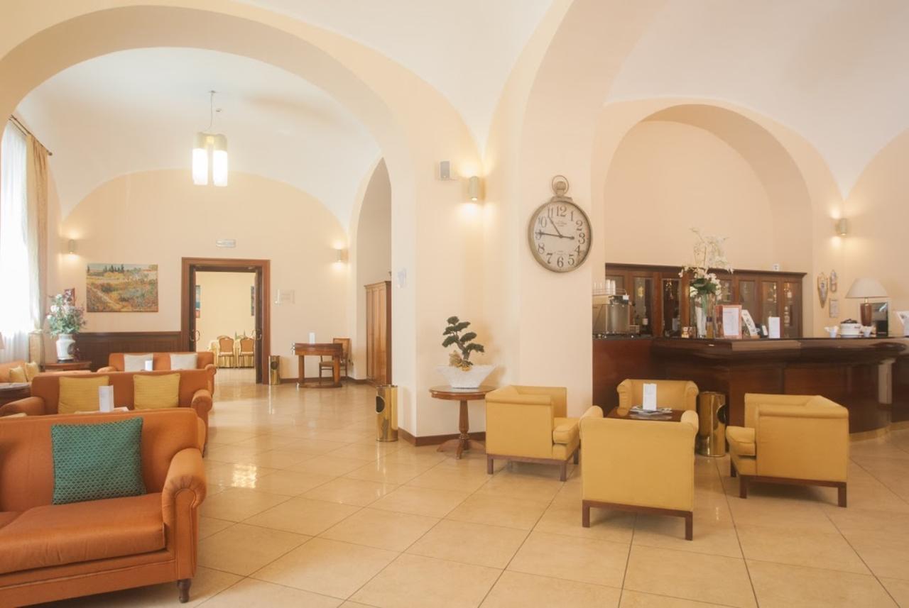 Le Cheminee Business Hotel Napoli Экстерьер фото