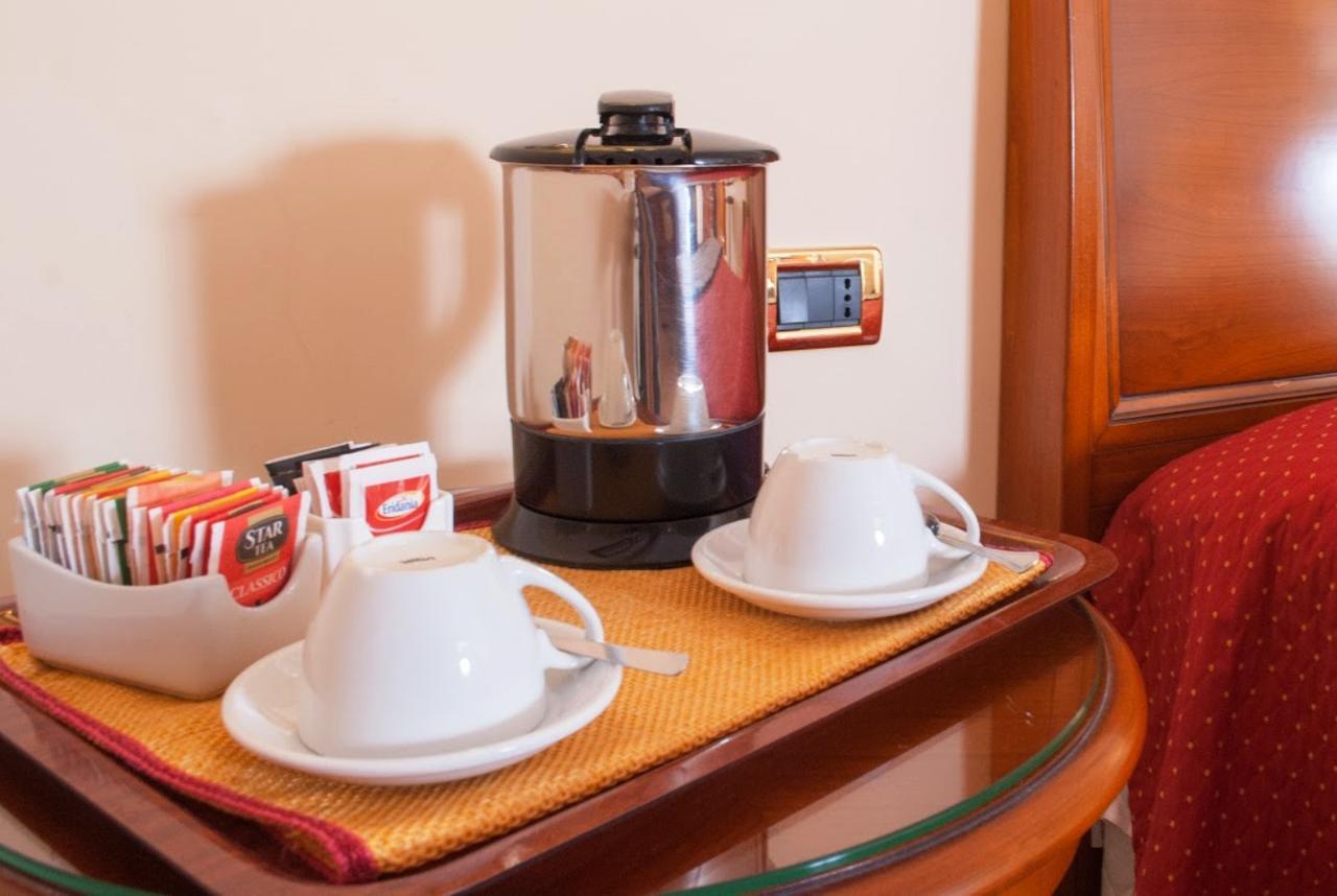 Le Cheminee Business Hotel Napoli Экстерьер фото