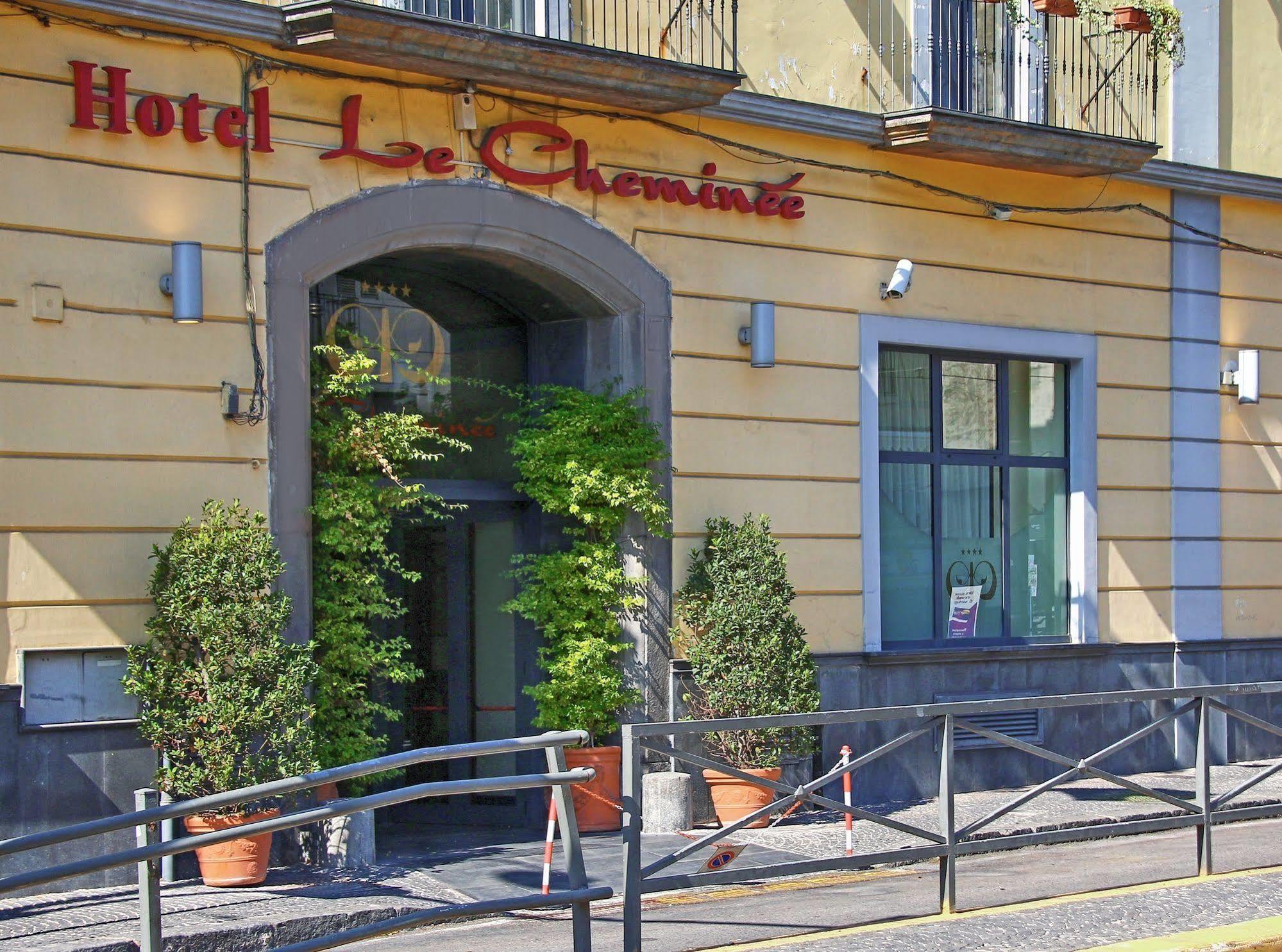 Le Cheminee Business Hotel Napoli Экстерьер фото